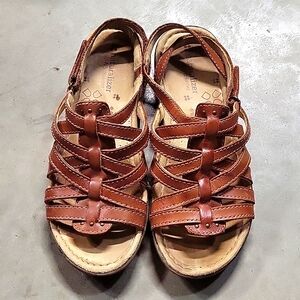 Naturalizer Jamboree cognac leather sandals size 6.5